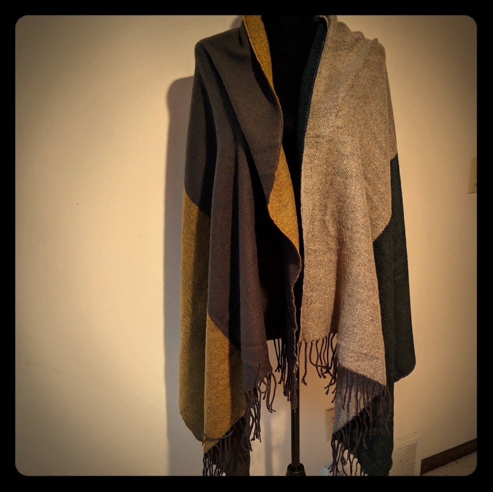 H&M Blanket Scarf